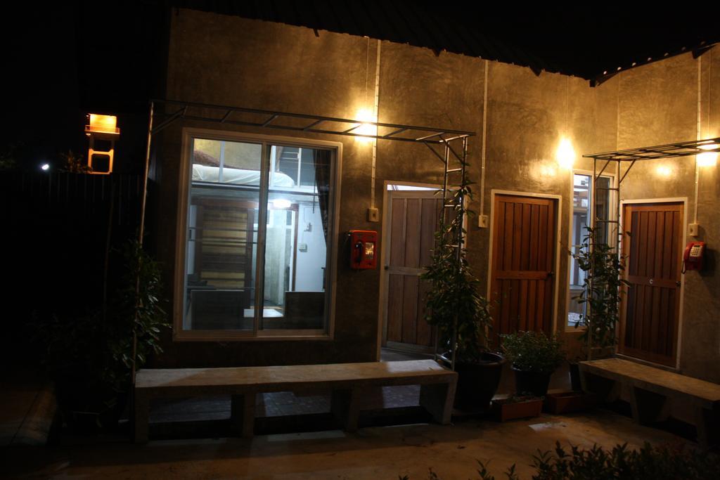 Zan Pla Nade Guesthouse 清莱 客房 照片